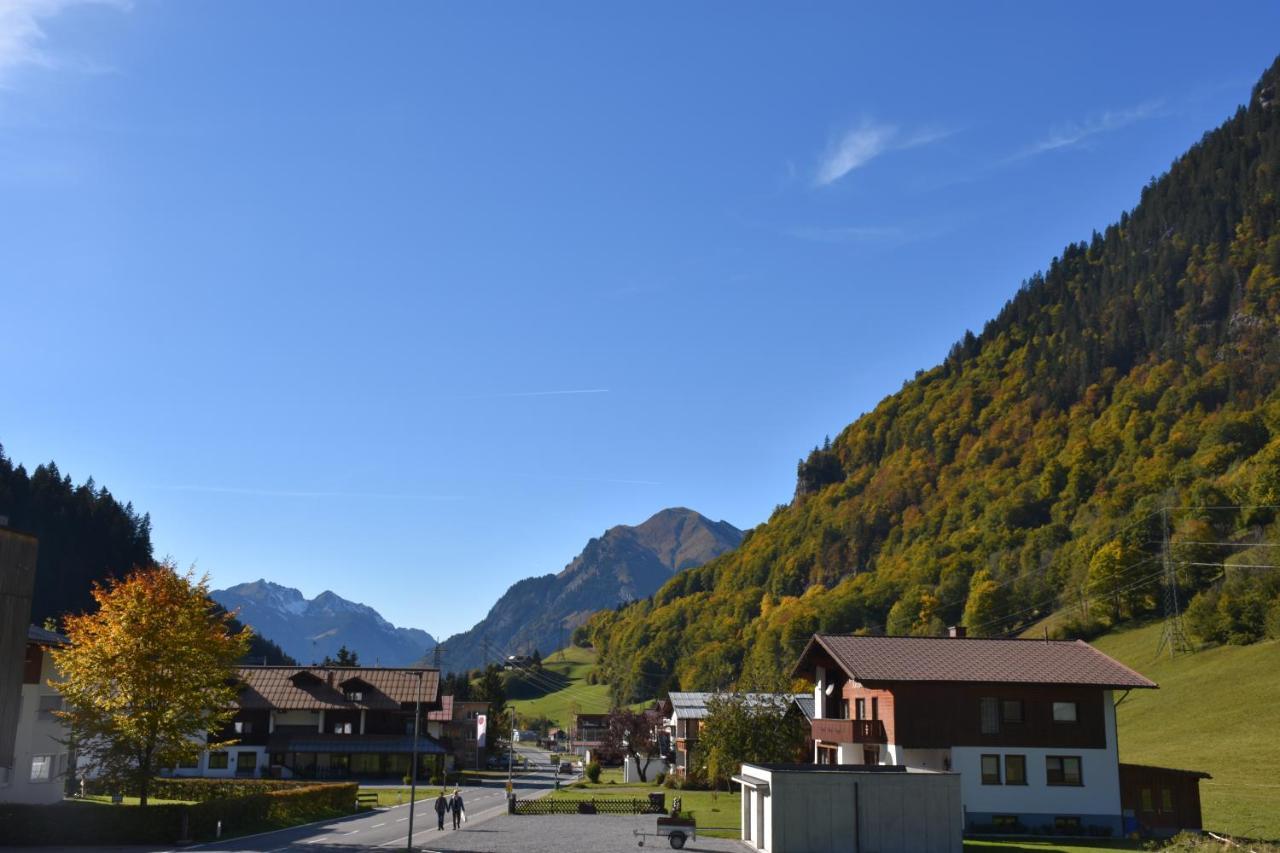 Hotel Haus St. Martin Klosterle am Arlberg Exterior foto